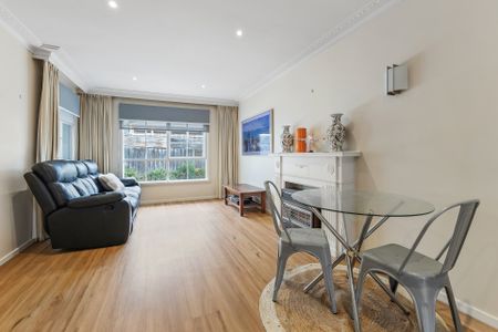 4/684 Whitehorse Road, Mont Albert - Photo 4
