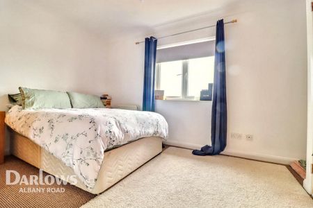 3 bedroom terraced house to rent - Photo 4
