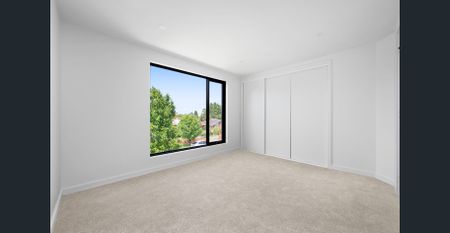 Brand New, Stylish and Low-Maintenance Living - Photo 5