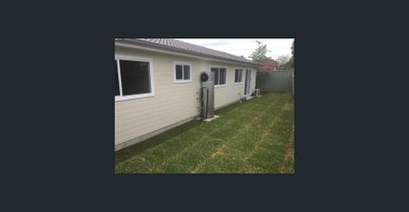 As new 2 bedroom self contained granny flat - Photo 4
