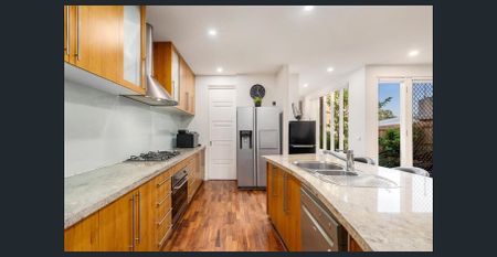 Luxury, Space and Lifestyle in the Heart of Templestowe Village - Photo 5