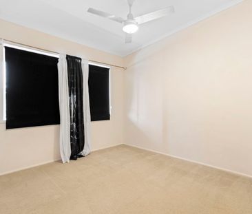 FAMILY-FRIENDLY LIVING IN A QUIET FERNY HILLS LOCATION - Photo 4