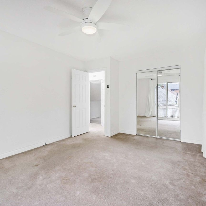 For Lease - 109 York Downs Drive Unit# Main, Toronto, Ontario - Photo 1