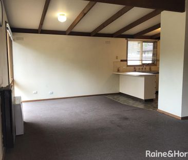 Lifestyle, Location, low maintenance - Photo 6