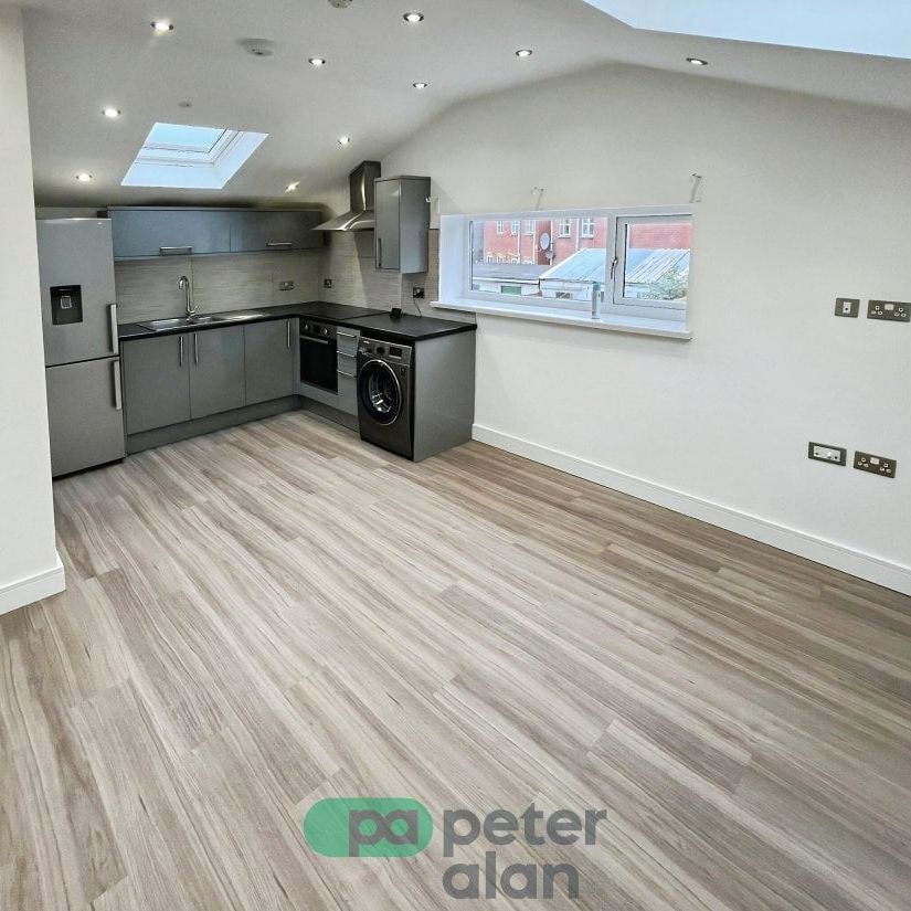 Pearl Street, CARDIFF - Photo 1