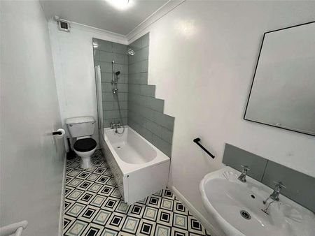 Pebble Place, Collier Road, Pevensey Bay, Pevensey, East Sussex, BN24 - Photo 4