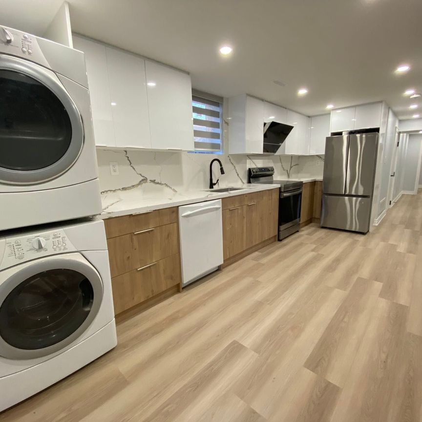 For Lease - 1186 Shadeland Drive, Mississauga, Ontario - Photo 1