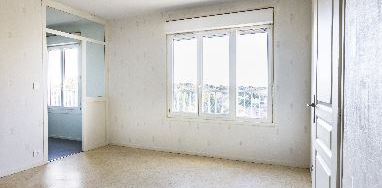 Appartement – Type 4 – 77m² – 381.5 € – LE BLANC - Photo 2