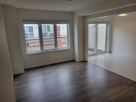 For Lease - 2440 Fall Harvest Crescent, Pickering, Ontario - Photo 2