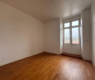 4-room apartment, in a quiet area and stunning views - Photo 4