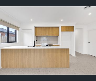 42 Ficus Circuit, Wallan, Vic 3756 - Photo 2