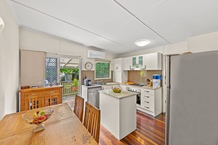 18 Oxley Road, Chelmer. - Photo 4