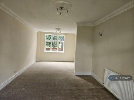 3 bedroom terraced house to rent - Photo 3