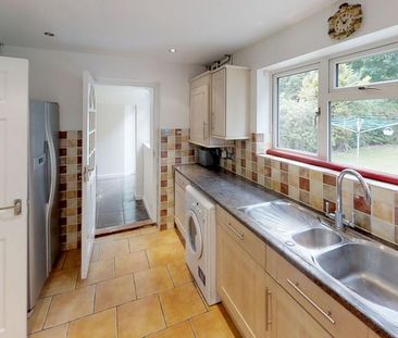 1 bedroom in a house share to rent - Photo 6