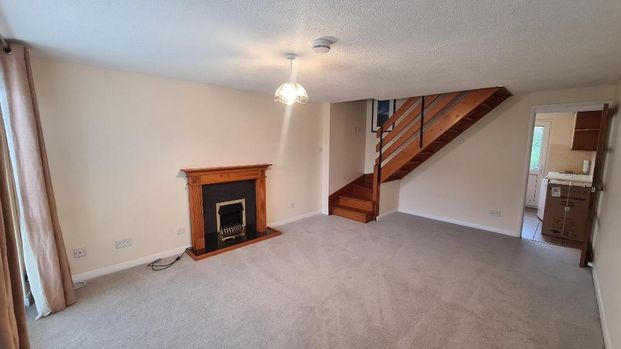 2 bedroom semi-detached house to rent - Photo 1