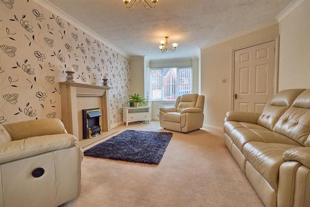 3 bedroom detached house to rent - Photo 1