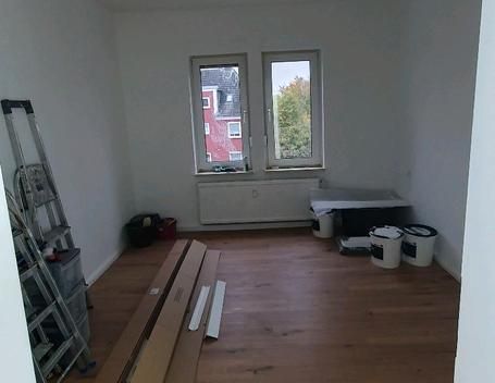 Frisch sanierte 4 Zimmer Wohnung mit Küche - Foto 1