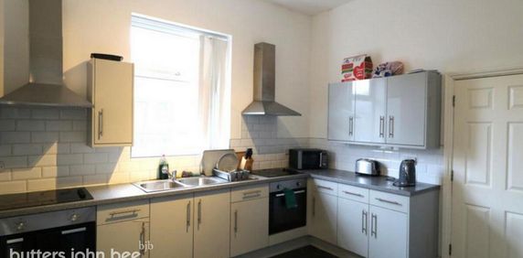 1 bedroom terraced house to rent - Photo 2