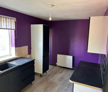 3 bedroom semi-detached house to rent - Photo 6