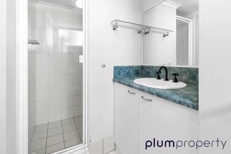 3/72 Alpha Street, Taringa QLD 4068 - Photo 5