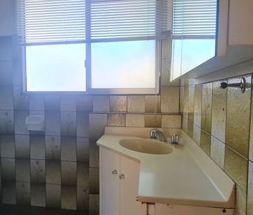 Family Comfort in the Box Hill High School Zone - Photo 6