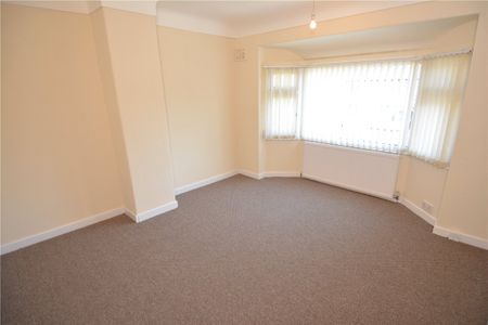 Kirkway, CH49 2ND, Greasby - Photo 3