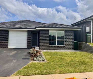 Beautiful presented home in the peaceful suburb of Heddon Greta - Photo 2