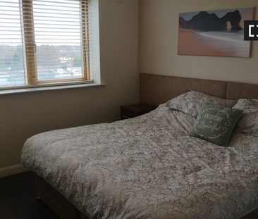 Beautiful room in shared apartment in Whitehall, Dublin - Photo 4