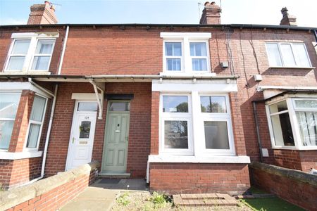 122 Church Road, Normanton - Photo 2