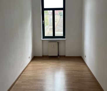 GroÃzÃ¼gige und individuelle Wohnung! Balkon, Erker, Tageslichtbad... - Photo 3