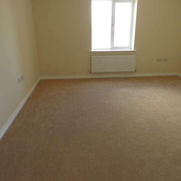 Slipps Close, Frome, Somerset, BA11 - Photo 1