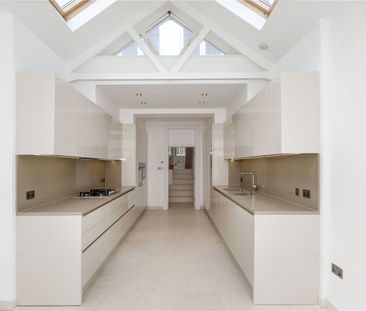 Kidderpore Avenue, London, NW3 - Photo 3