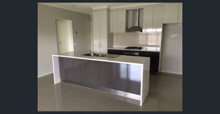 3 Bedroom House In Ideal West End Location - Photo 3