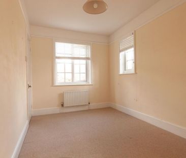 2 bedroom cottage to rent - Photo 2