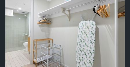 RARE FIND – Waterfront Luxury Living at Its Best, 2B2B2P - Photo 3