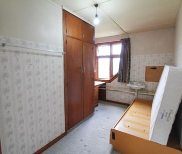 The Attic - Character 6 Bedroom Flat in Historic Building for 2026 - Photo 3