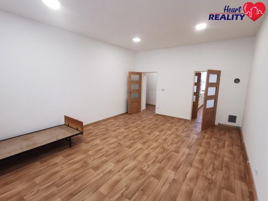 Pronájem bytu 1+1 50 m² - Photo 1