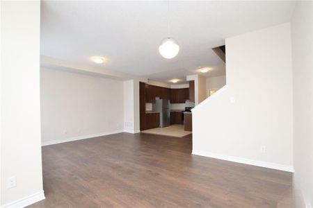 For Lease - 213 Hibernian Walk, Kanata, Ontario - Photo 5