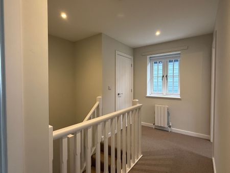 The Crescent , Taunton - Photo 2