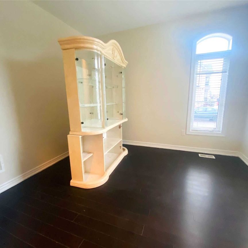 For Lease - 43 Hoxton Road Unit# Upper, Brampton, Ontario - Photo 1