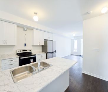 For Lease - 1256 Elizabeth Mackenzie Drive, Pickering, Ontario - Photo 6