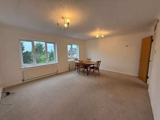2 bedroom flat to rent - Photo 1