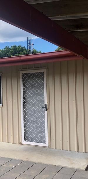 Cute as a button! - Photo 1