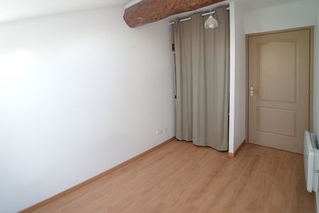 Location Appartement 3 pièces 63m² - Photo 3