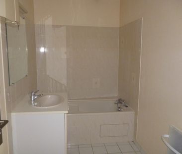 Location Appartement 2 Pièces 70 m² - Photo 2