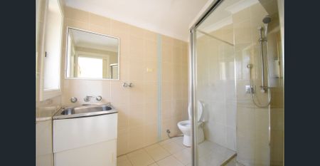 Solid Three Bedroom Townhouse In The Heart Of Canley Vale - Photo 2