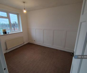 3 bedroom terraced house to rent - Photo 3