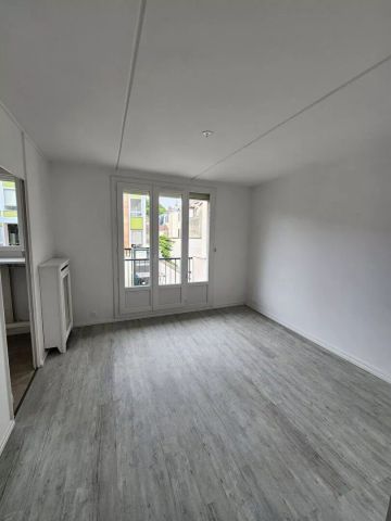 À louer / Studio 22 m² avec balcon, proche gare centre de Reims - Photo 2