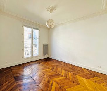 PARIS 15e - APPARTEMENT 2 PIECES AVEC BALCON - 39,75 m² - Photo 2
