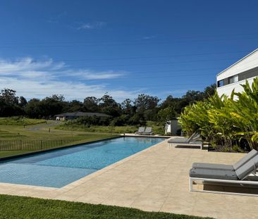 Executive Living at it's ultimate -One of the Best townhouses in th... - Photo 6